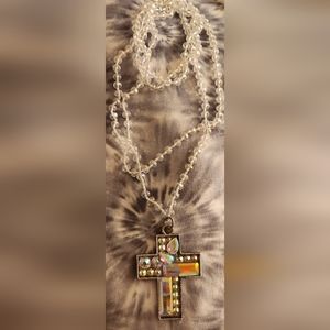 Gorgeous Cross necklace